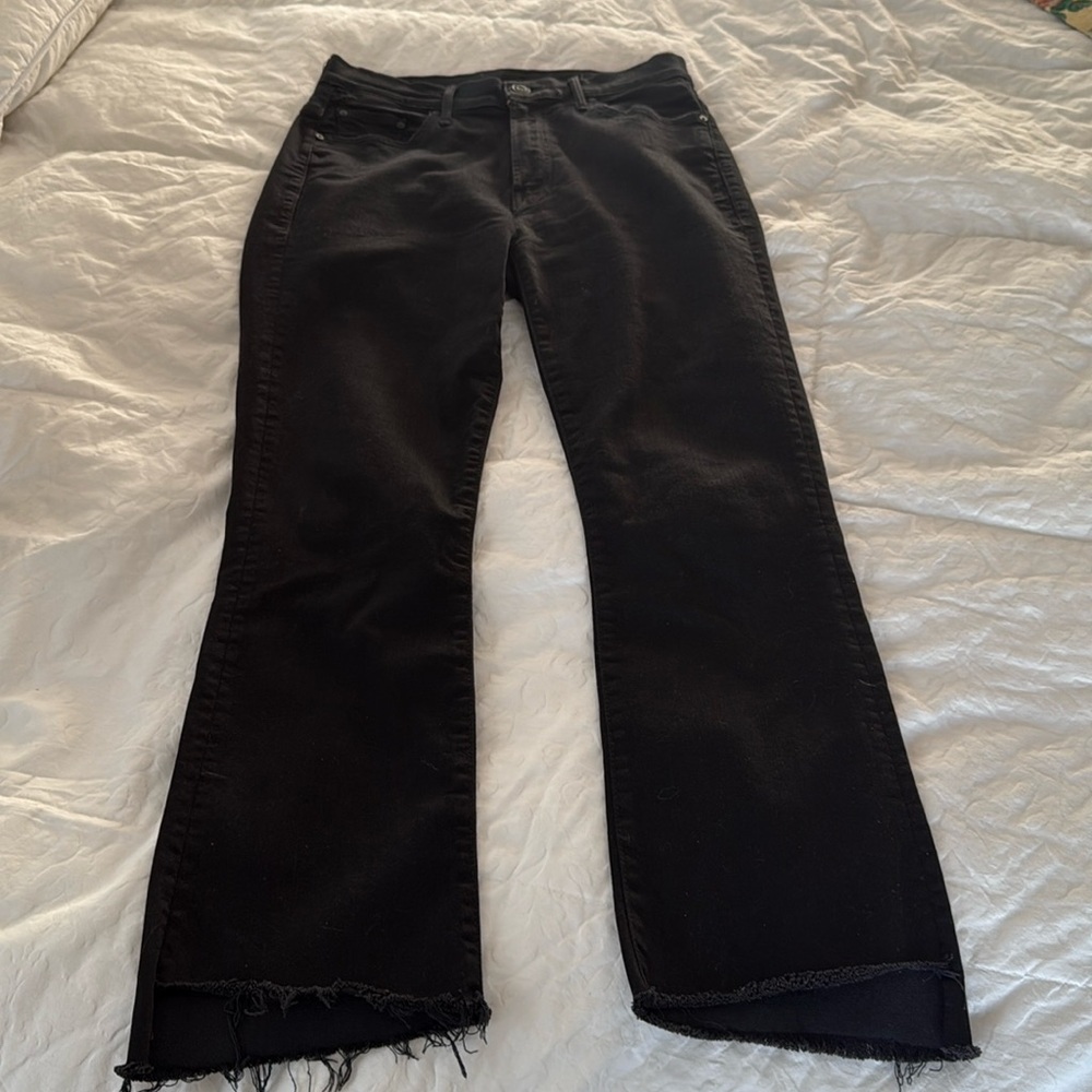 EUC pair of MOTHER Not Guilty brand black insider crop, step fray jeans.